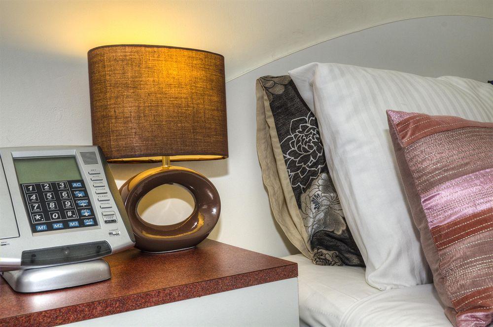 Auckland Airport Pacific Inn Extérieur photo