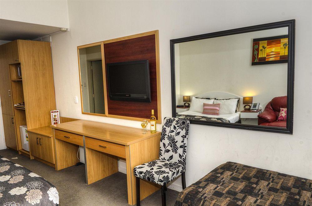 Auckland Airport Pacific Inn Extérieur photo